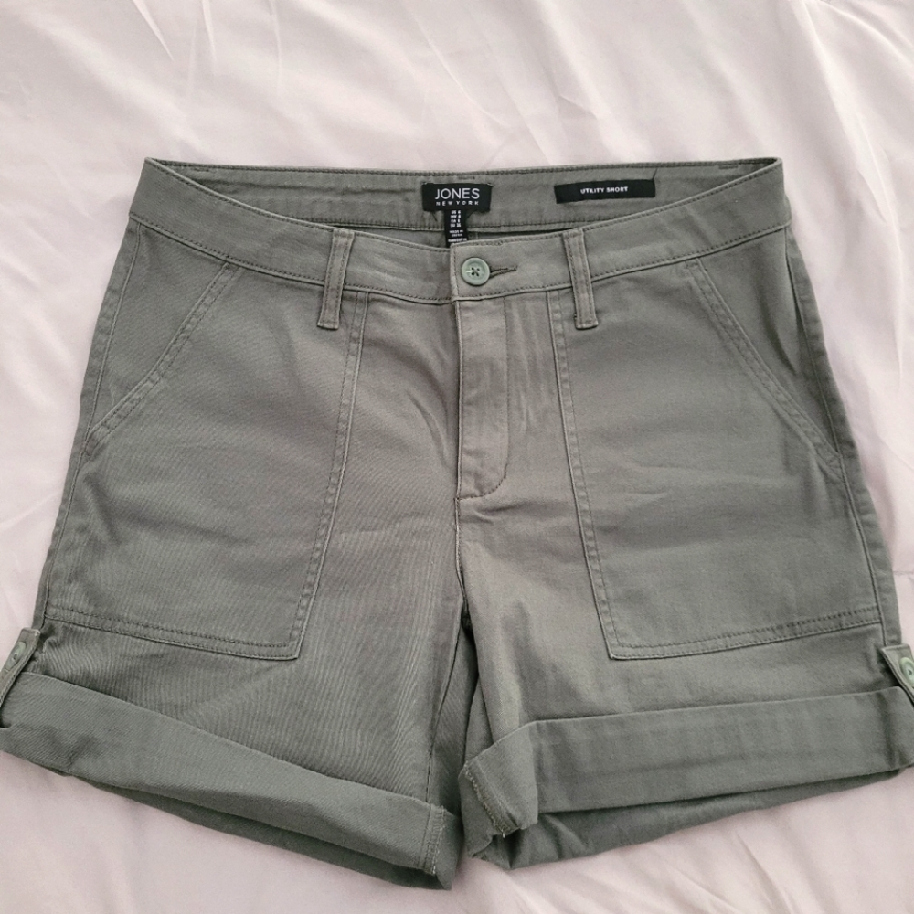 Jones NewYork Shorts